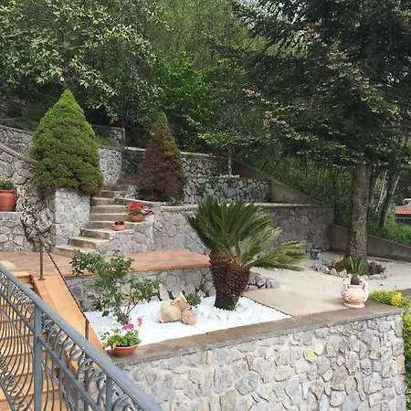فندق مبيت وإفطار Reginella 3*