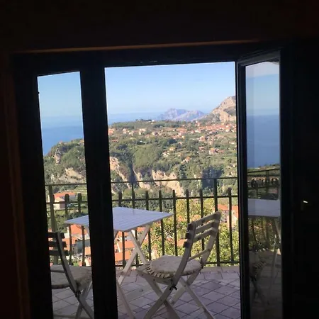 فندق مبيت وإفطار Reginella 3*